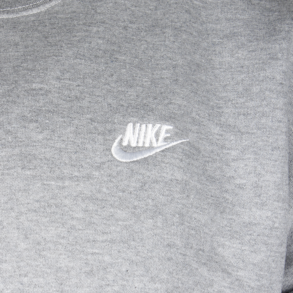 Nike Men/'s Long Sleeve Embroidered Logo Club Crew Neck Sweatshirt